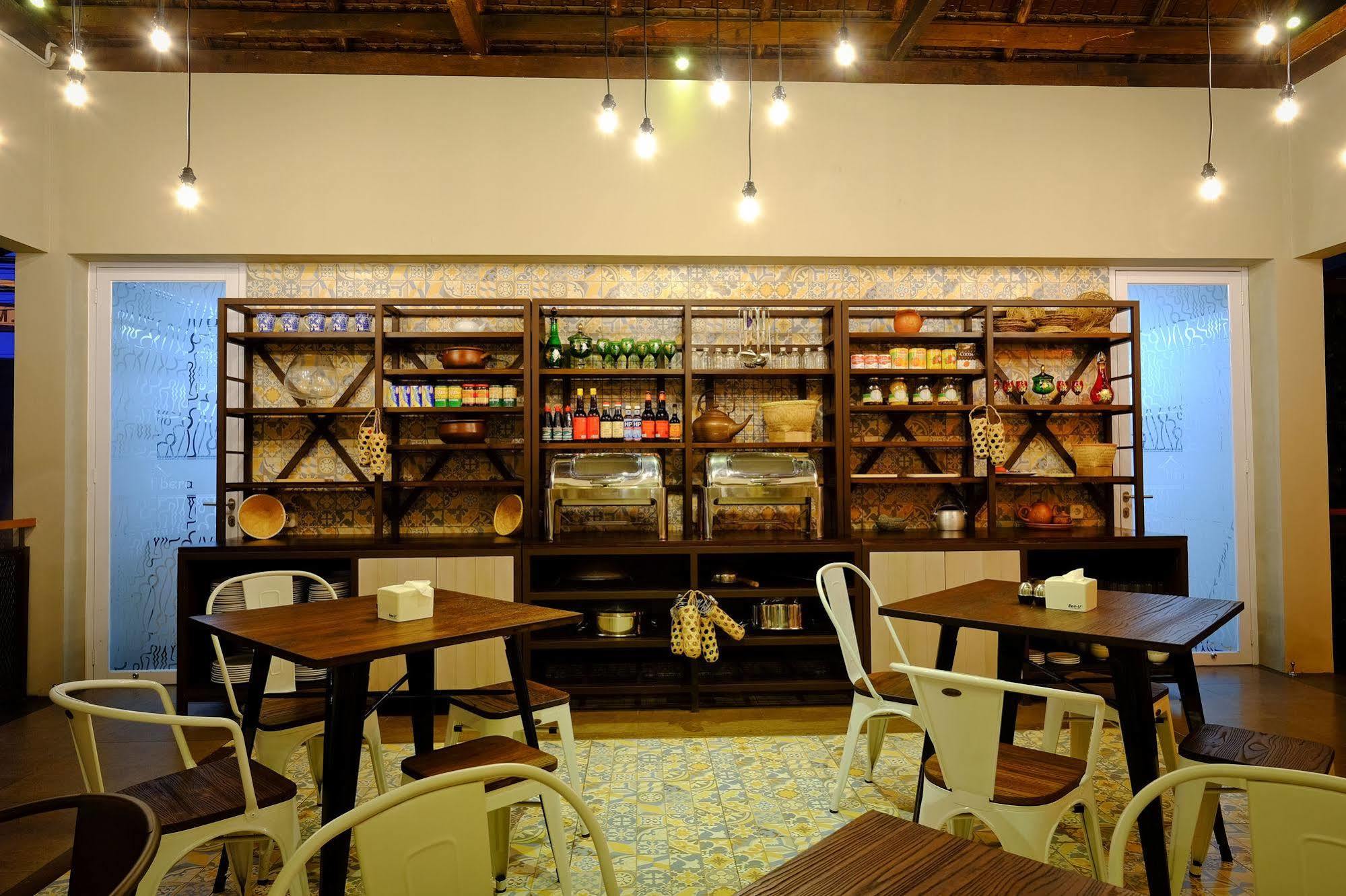 Tibera Hotel Ciumbuleuit 万隆 外观 照片