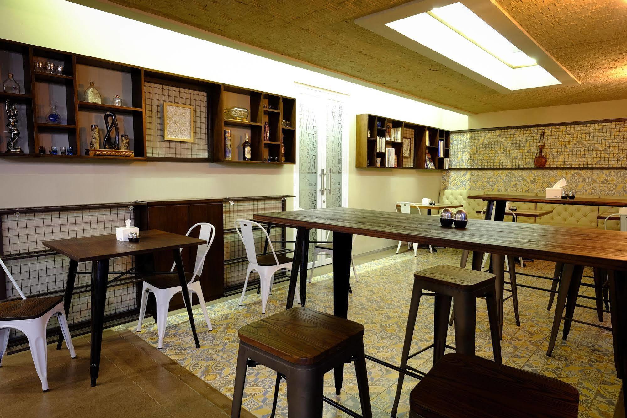 Tibera Hotel Ciumbuleuit 万隆 外观 照片